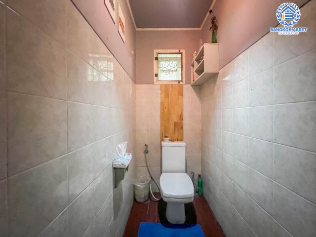 *****บ้านเดี่ยวมือสองย่านกรุงเทพฯ ม.พาร์คเวย์โฮม รามคำแหง เนื้อที่มากถึง 52 ตร.ว. ฟังก์ชันจัดเต็ม 4 ห้องนอน 3 ห้องน้ำ 2 ที่จอดรถ ตกแต่งสวยงาม แถมฟรี! 3 เครื่องปรับอากาศ, 1 เครื่องทำน้ำอุ่น บนทำเลเยี่ยม ใกล้รถไฟฟ้าในอนาคตสายสีส้ม "สถานีน้อมเกล้า"